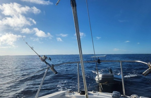 Stocking Island Boat Rental | Enjoy a trip to the Exumas in the Bahamas on a 30' Pearson Sailboat