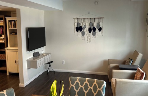 Queens House | Enjoy beautiful Rockaway. nSecured neighborhood.nFerry/subway to Manhattan.
