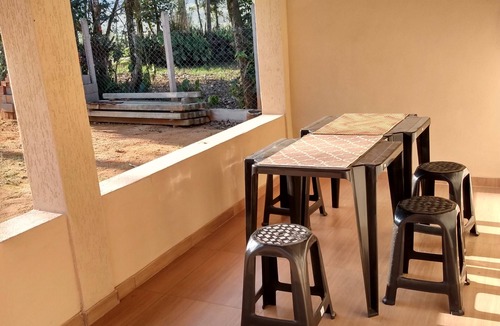 Resende House | Enjoy everyday rural life. Luggage chalet in the Pedra Selada mountain range.