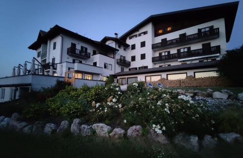 Smarano Hotel | Enrosadira