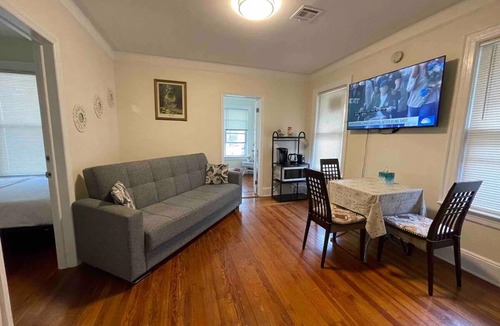 Queens Apartment | Entire Beautiful 2BR Apartment. Convenient location in the heart of Queens!