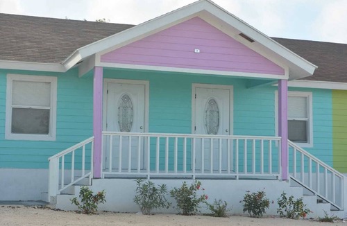 Rolleville Villa | EPR- Swimming Pigs Resort Seagrape 6