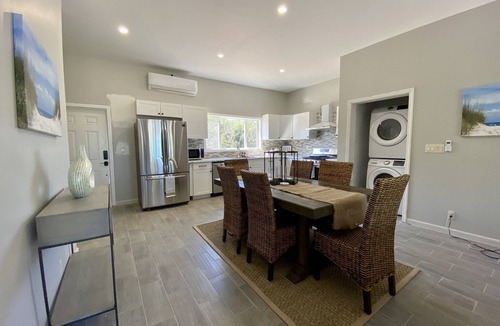 Rolleville House | Escape to the Beach at Ocean Oasis: Unwind & Relax in this Premier Beach House