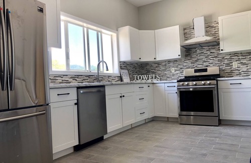 Rolleville House | Escape to the Beach at Ocean Oasis: Unwind & Relax in this Premier Beach House