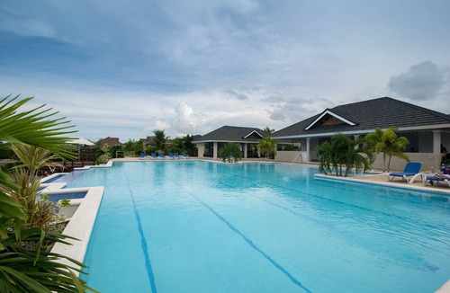 St. Ann's Bay House | Eshae Living Modern Beach House