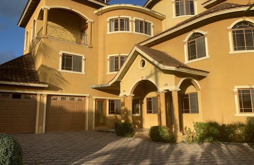 Montego Bay Apartment | Exotic Caribbean Home