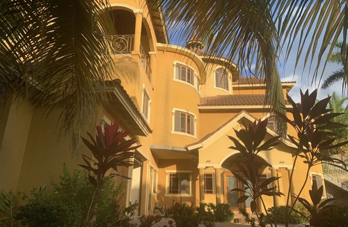 Montego Bay Apartment | Exotic Caribbean Home
