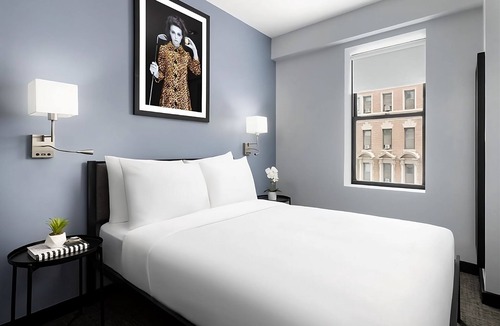Central New York City House | Explore the Bright Lights of Broadway! Near Museum of Modern Art, City View