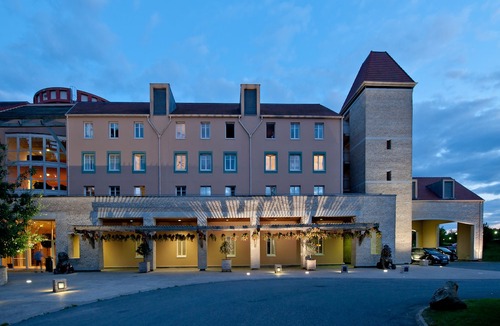 Magny-le-Hongre Hotel | Explorers Hotel Marne-la-Vallée