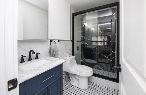 Turtle Bay Apartment | Exquisite Midtown Oasis: 4-Bedroom Luxury Duplex with Panoramic Views
