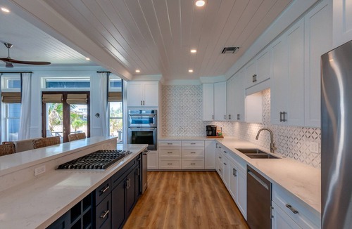 Great Guana Cay House | Extravagant Oceanfront Estate with Putting Green & Bocce Ball Court nStarlink