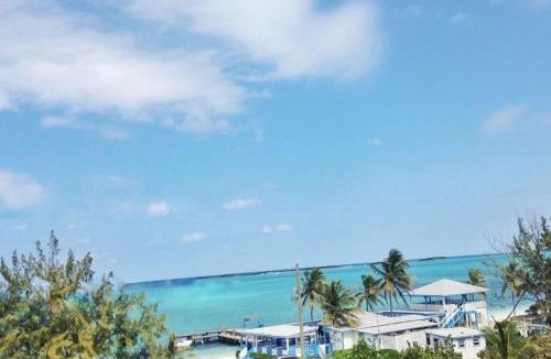 Rolleville Villa | Exuma Beach Point