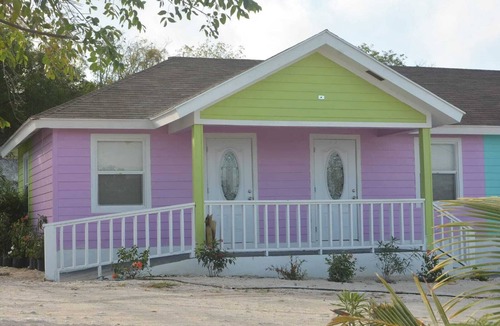 Rolleville Villa | Exuma Point - Swimming Pigs Resort Bougainvillea (Pink) Sunset Villa 1