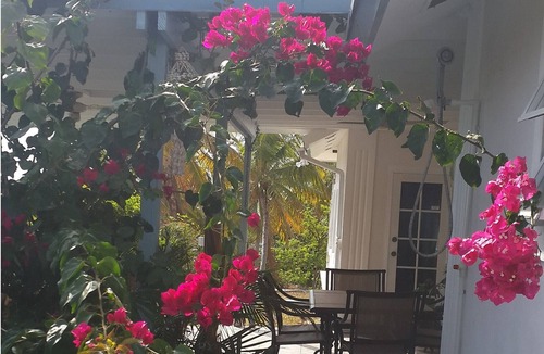 George Town Villa | Exuma Villa with Private Pool, $325. nite/7 night min/5 minutes to GGT