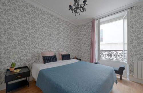Quartier de Rochechouart Apartment | Fabulous two floor apartment in 9th