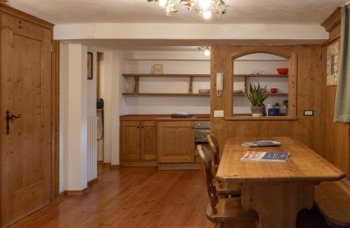 Cortina d'Ampezzo Apartment | FALORIA Studio Apartment