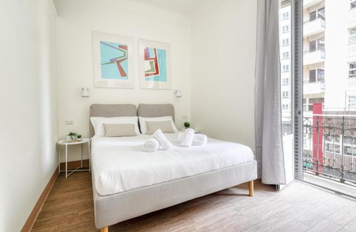 Centro Direzionale Apartment | Fara 33 Cozy flat in Centrale district
