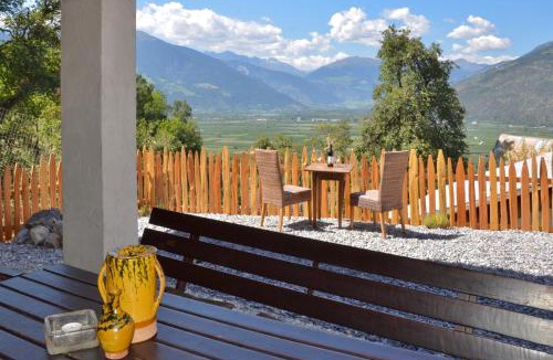 Lasa House | Ferienhaus Sommerfrische Tschengls Bergdorf mit Weitblick und Gartenterrasse