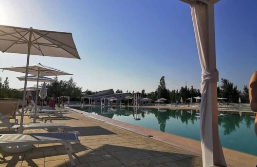 Rosolina Mare House | Ferienpark Rosapineta Chalet C2 für 3 Personen