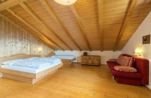 Avelengo Apartment | Ferienwohnung Sonnenblume Nusserhof