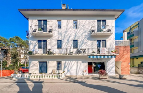 Bibione Apartment | Fiorita: Brand new and modern furnished and very close to downtown and the beach