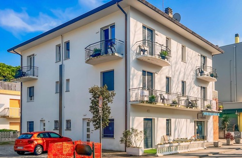 Bibione Apartment | Fiorita: Brand new and modern furnished and very close to downtown and the beach