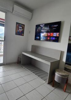 Parque das Palmeiras Apartment | Flat Bijoux FRENTE MAR no Shopping Piratas , com estacionamento gratuito
