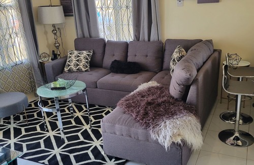 Portmore House | Friendly gated community comfort home