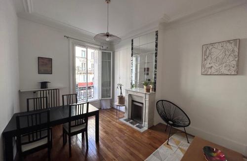 Porte-Saint-Martin House | Full apartment for 4 peoples - city center Porte Saint Martin