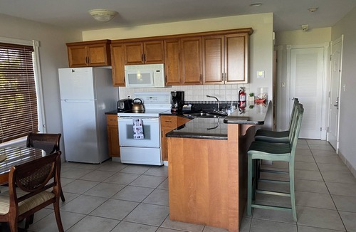 Grace Bay Condo | Fully equipped large Beachfront walk out prime resort unit on Grace Bay Beach