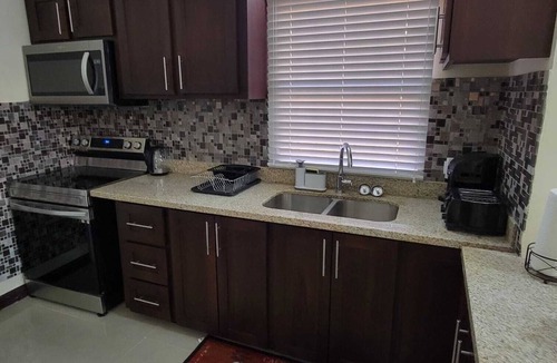 Spring Village House | Games Room, A Pool, Modern House - Book Now!