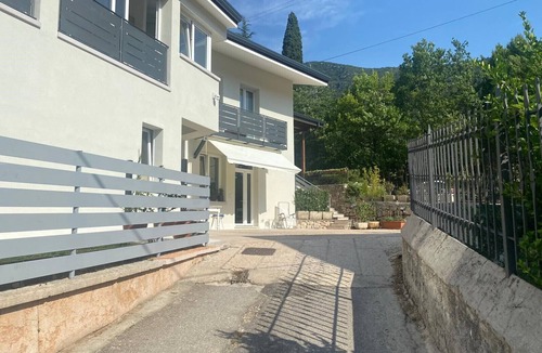 Caprino Veronese Apartment | GARDA 33 POINT5 APARTMENT IN VERONESE CAPRINO