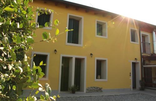 Cavalcaselle House | Garda Havens