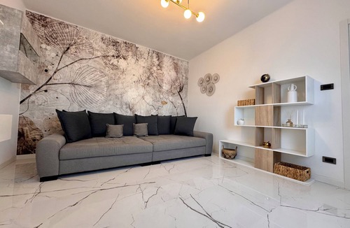 Cavalcaselle Apartment | Garda Lake Holiday Apartments three-room apartment