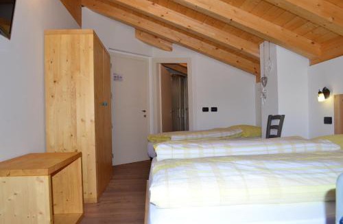 Lenzumo Bed & Breakfast | Garnì dal Mozat