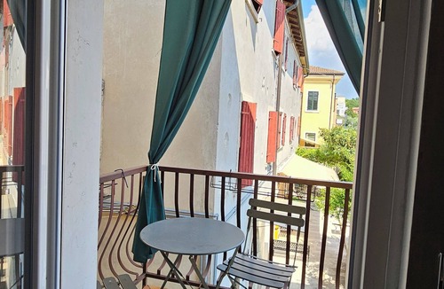 Lazise Old Town Apartment | GIOVY HOUSE