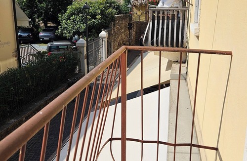 Lazise Old Town Apartment | GIOVY HOUSE