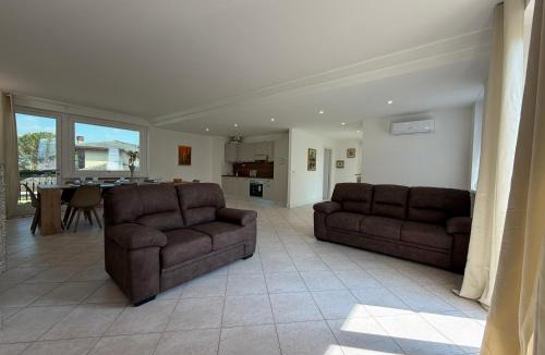 Desenzano del Garda Apartment | GIRASOLE HOUSe