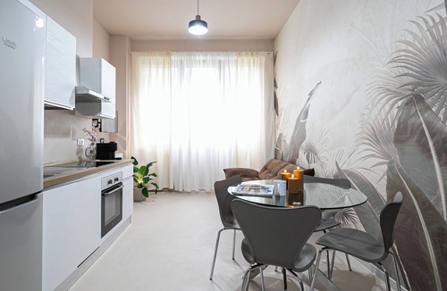 Monza Apartment | Giulini 5 - Two Bedroom Apartment, Sleeps 7
