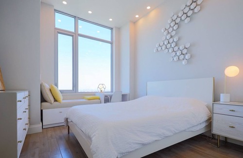 Sheepshead Bay Apartment | Glamorous & Contemporary Oasis Apt in Brooklyn NY!