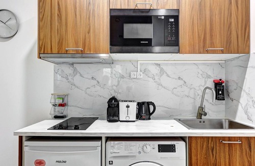 10th Arrondissement Apartment | Glamy 240 – Beautiful apartment in heart of Paris
