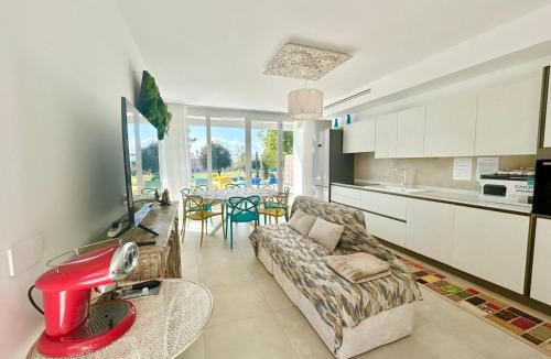 Isola Albarella Villa | Golden hour retreat lagoon view villa with pool