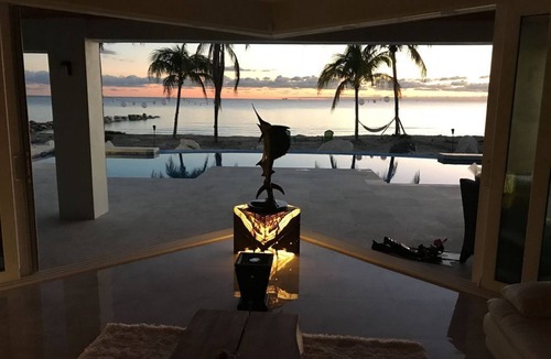 Bahamas Terrace House | GoldenEye- Beach Villa With Dock