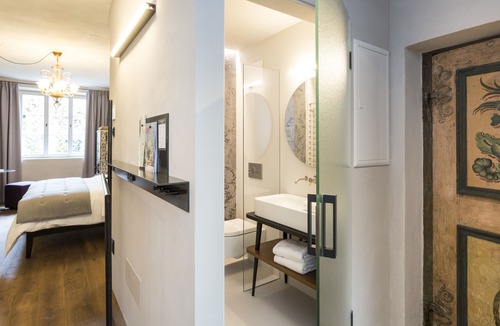 Old Town House | Goldenstern Townhouse