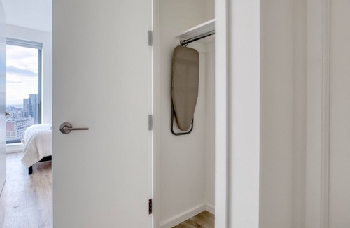 Clinton Hill Apartment | Gorgeous Clinton Hill 2BR w/Gym, Pool & W/D, nr Barclays, by Blueground