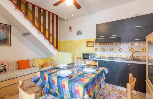 Rosolina Mare House | Gorgeous home in Rosolina Mare RO
