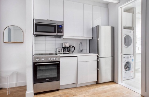 Bowery Apartment | Gorgeous LES 2BR w/W/D, walk to SoHo & Nolita, by Blueground