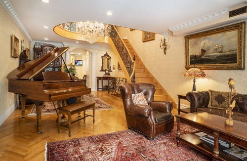 Kips Bay House | Gorgeous, One-of-a-Kind Townhouse with Roof-deck