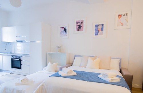 Parella Apartment | [GRAN SUITE METRO MONTEGRAPPA] ✩✩✩✩✩