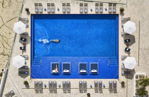 Rokers Point Hotel | Grand Isle Two-Bedroom with Ocean Vistas, 2 Family Ready Rooms w/Balcony